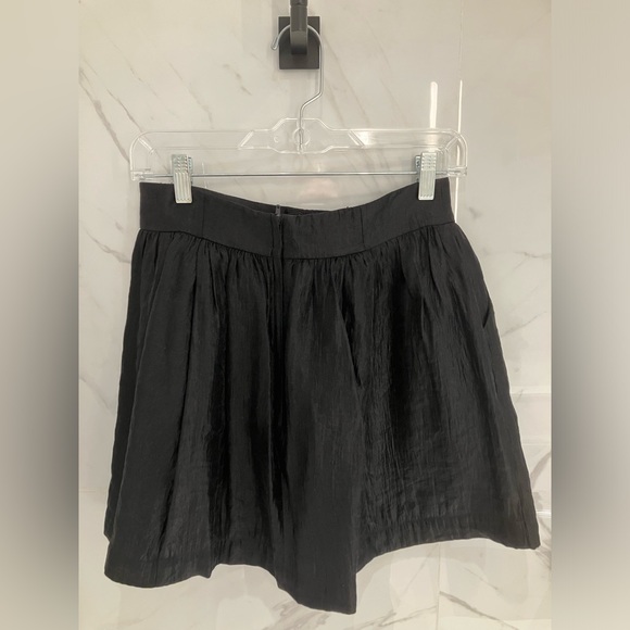 H&M Black Skirt with Light Shine - Size 8 - Picture 2 of 5